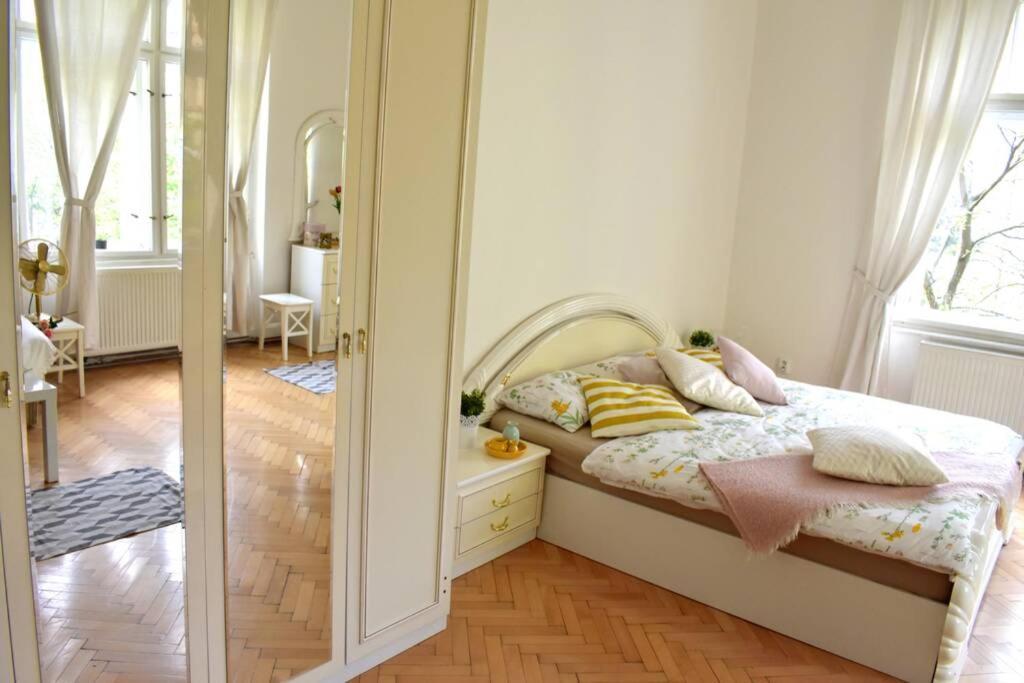 Апартаменти Bedroom With Sauna *