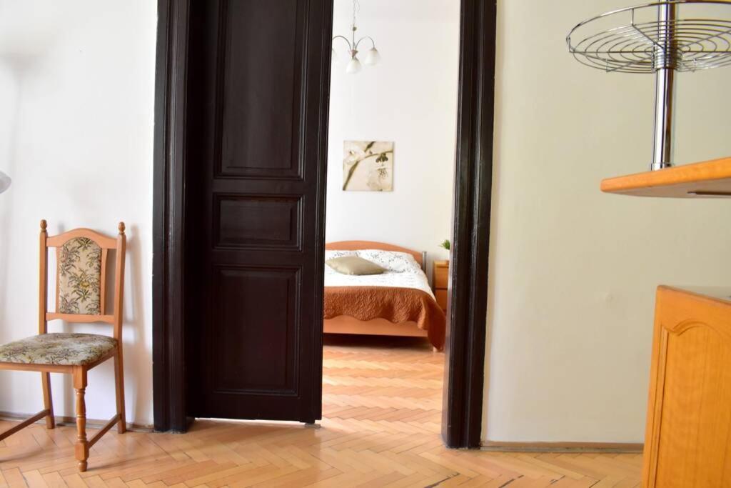 Bedroom With Sauna Апартаменти