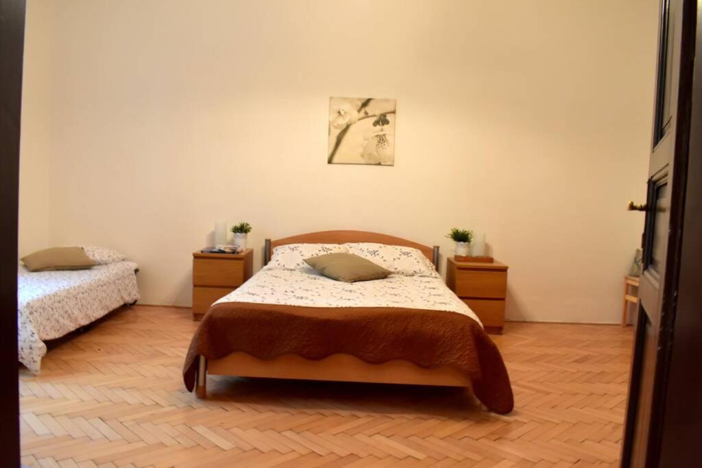 Bedroom With Sauna Апартаменти *